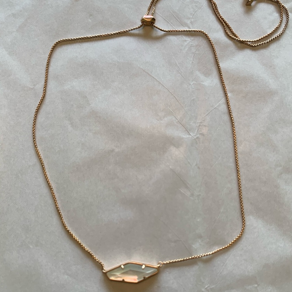 Kendra Scott MOP necklace